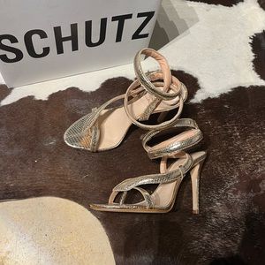 Snake wrap around SCHUTZ sandal